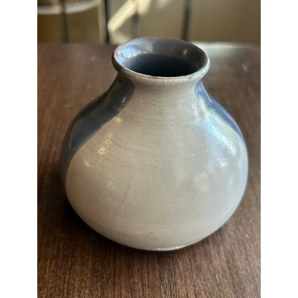 Vintage Handmade folk art studio potter vase signed blue gray swirl